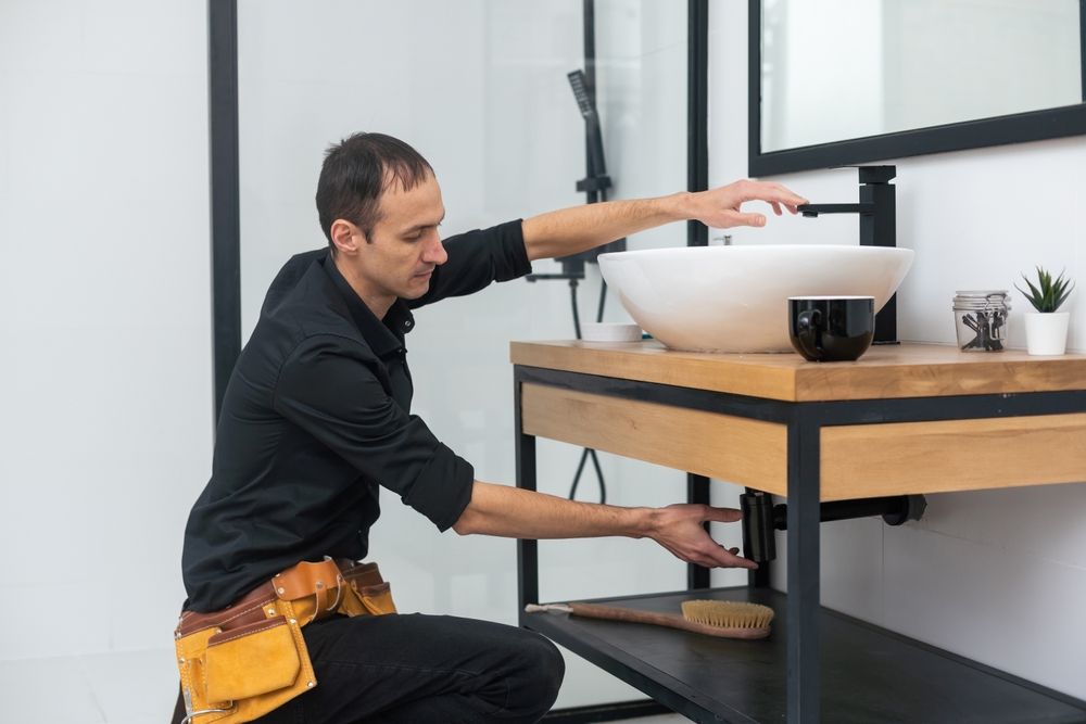Think You Have a Water Leak? Let O&M Plumbing Services Find and Fix It | O&M Plumbing